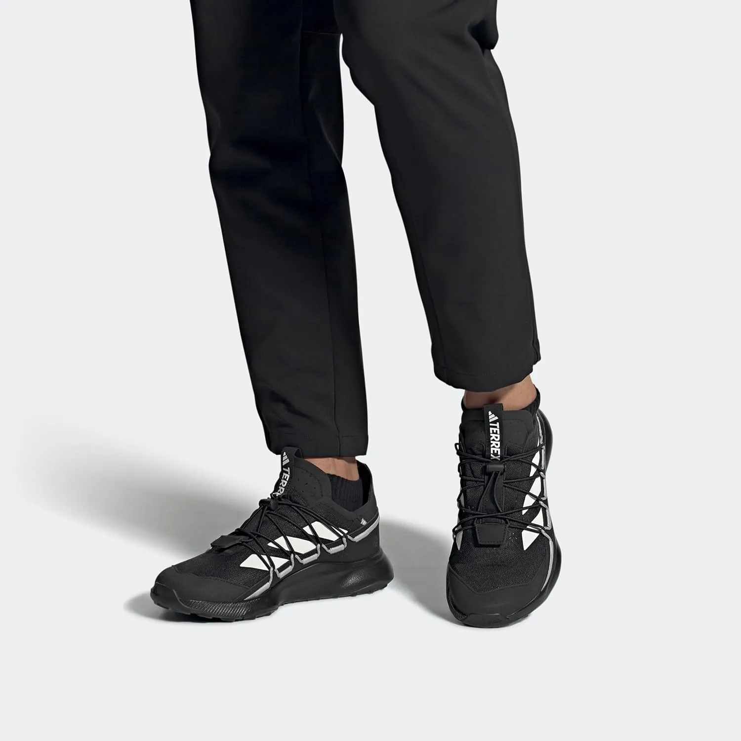 adidas Men's Terrex Voyager 21 Sneaker