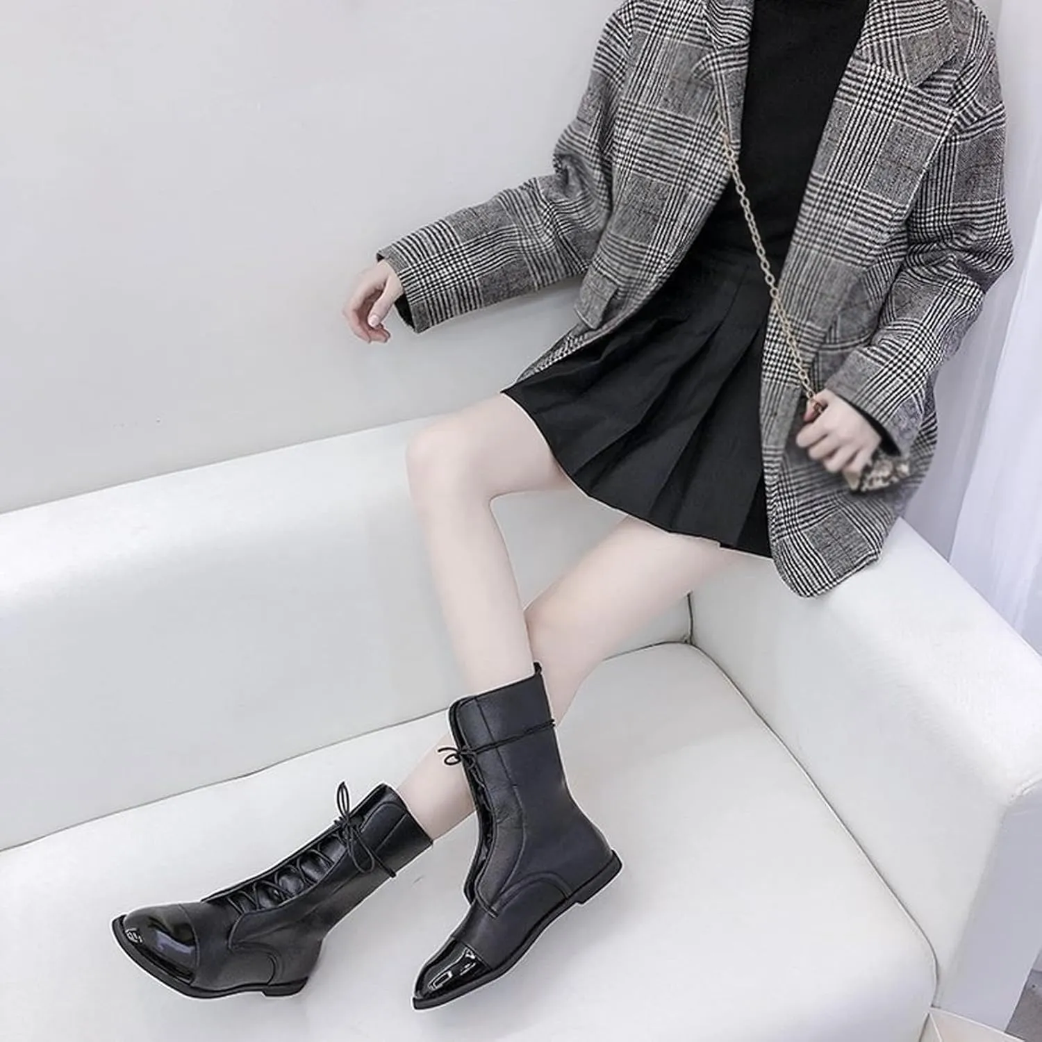 AMAZIDEAL Women's Leather Lace-up Military Flat Mid-Calf Boots,Fashion Round Toe Square Heel Combat Boots,Comfortable Non-slip Dress Motorcycle Boot