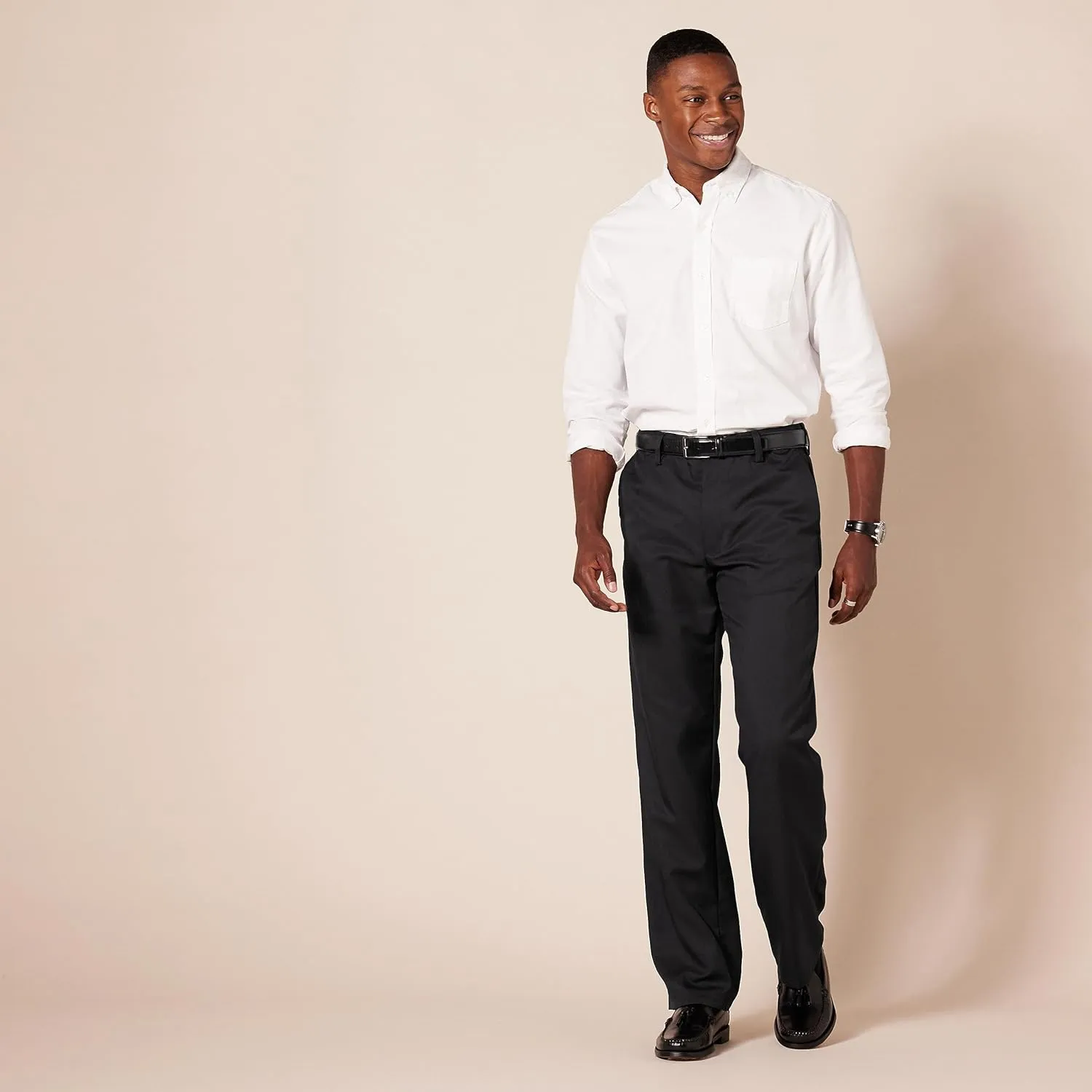 Amazon Essentials Men's Classic-Fit Expandable-Waist Flat-Front Dress Pant
