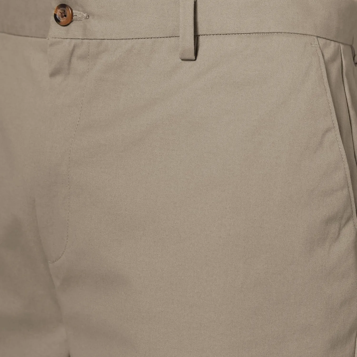 Amazon Essentials Men's Classic-Fit Wrinkle-Resistant Flat-Front Chino Pant (Available in Big & Tall)