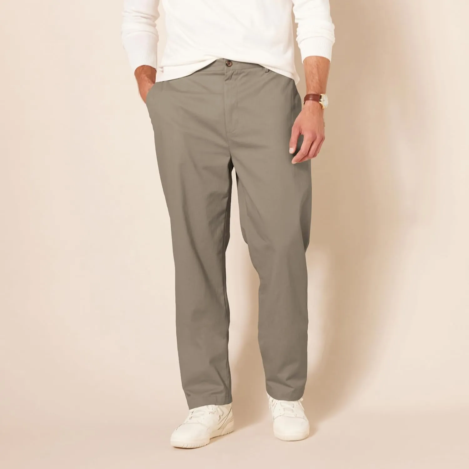Amazon Essentials Men's Classic-Fit Wrinkle-Resistant Flat-Front Chino Pant (Available in Big & Tall)