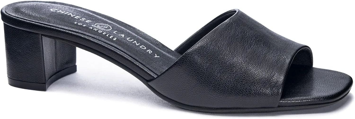 Chinese Laundry Women's Lana Soft Velvet Slide Sandal
