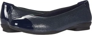 Clarks Women's Sara Orchid Ballet Flat
