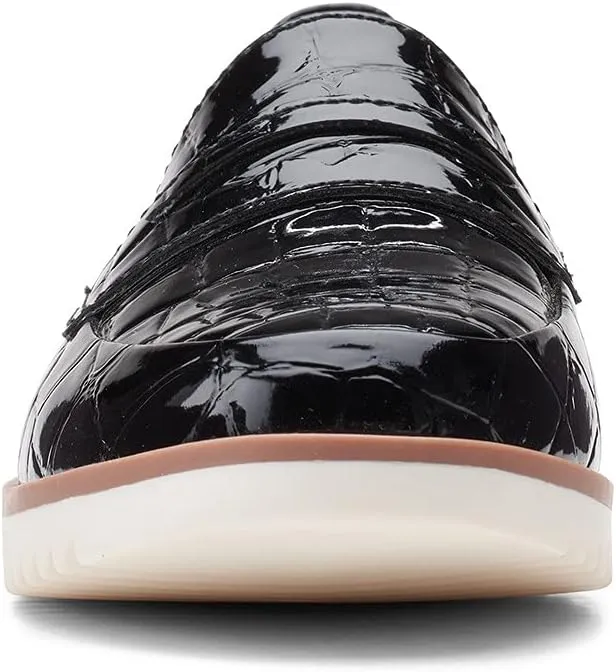 Clarks Women's Serena Terri Loafer Flat