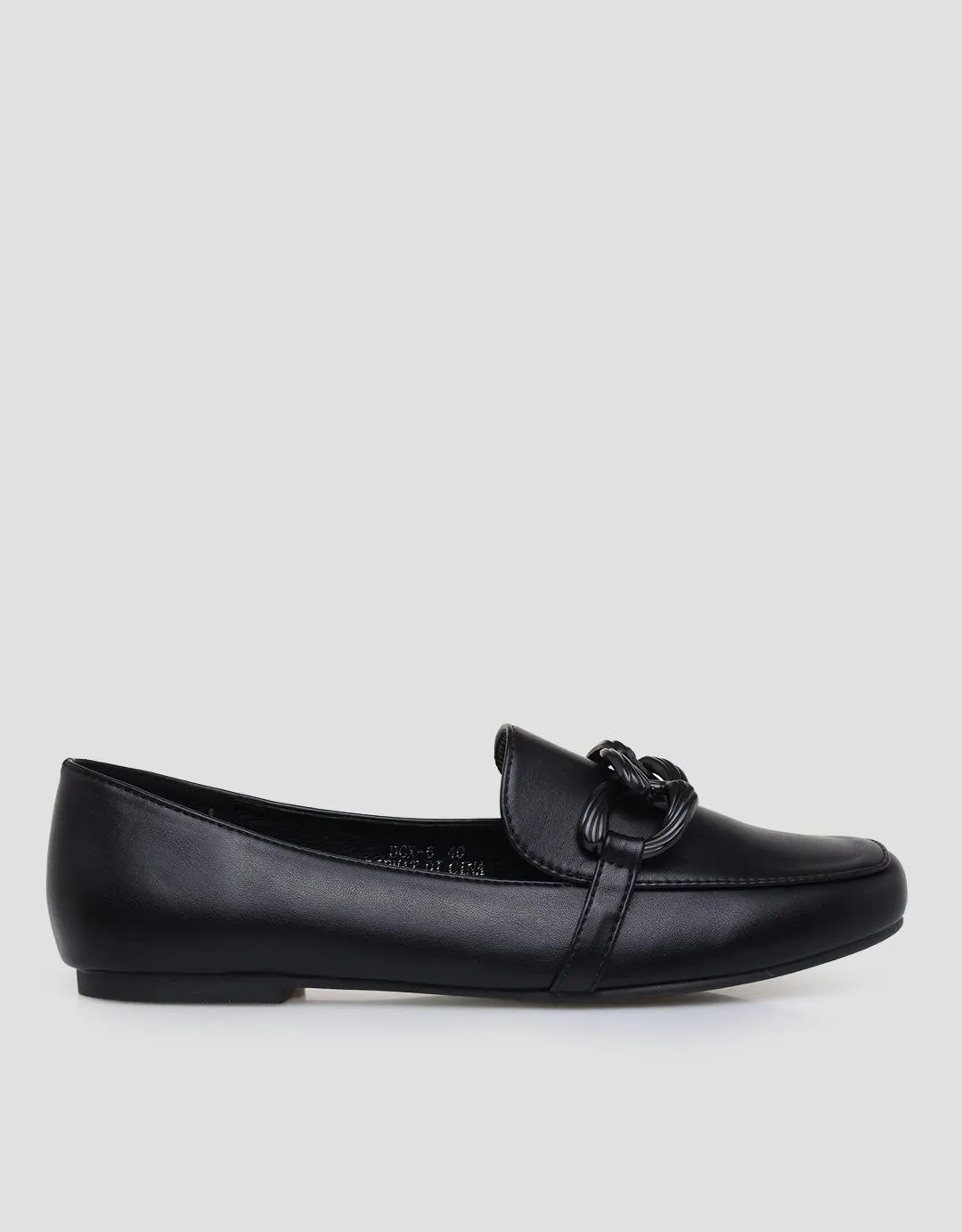 Details DCX Moccasin Loafer Wanita