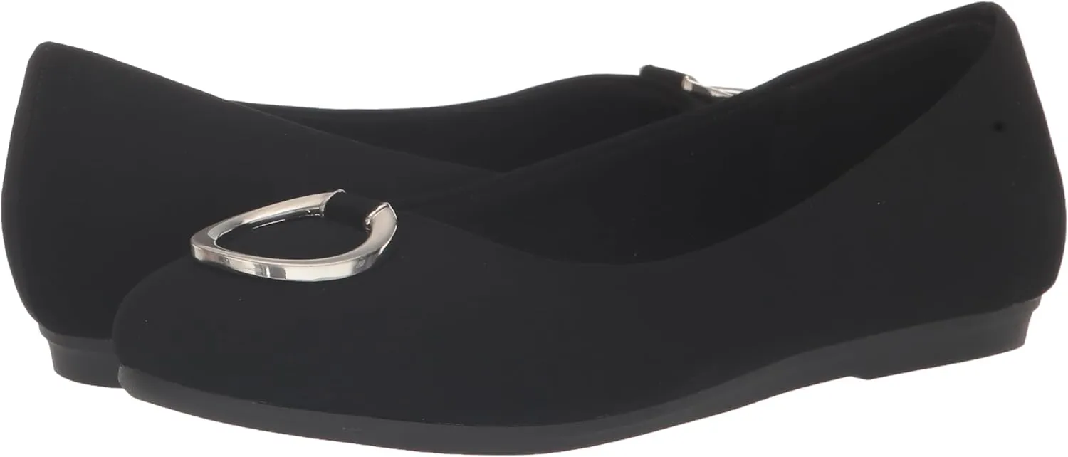 Easy Street Women's Dia Sneaker