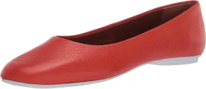 Gentle Souls by Kenneth Cole Women's Travel Ballet Flat