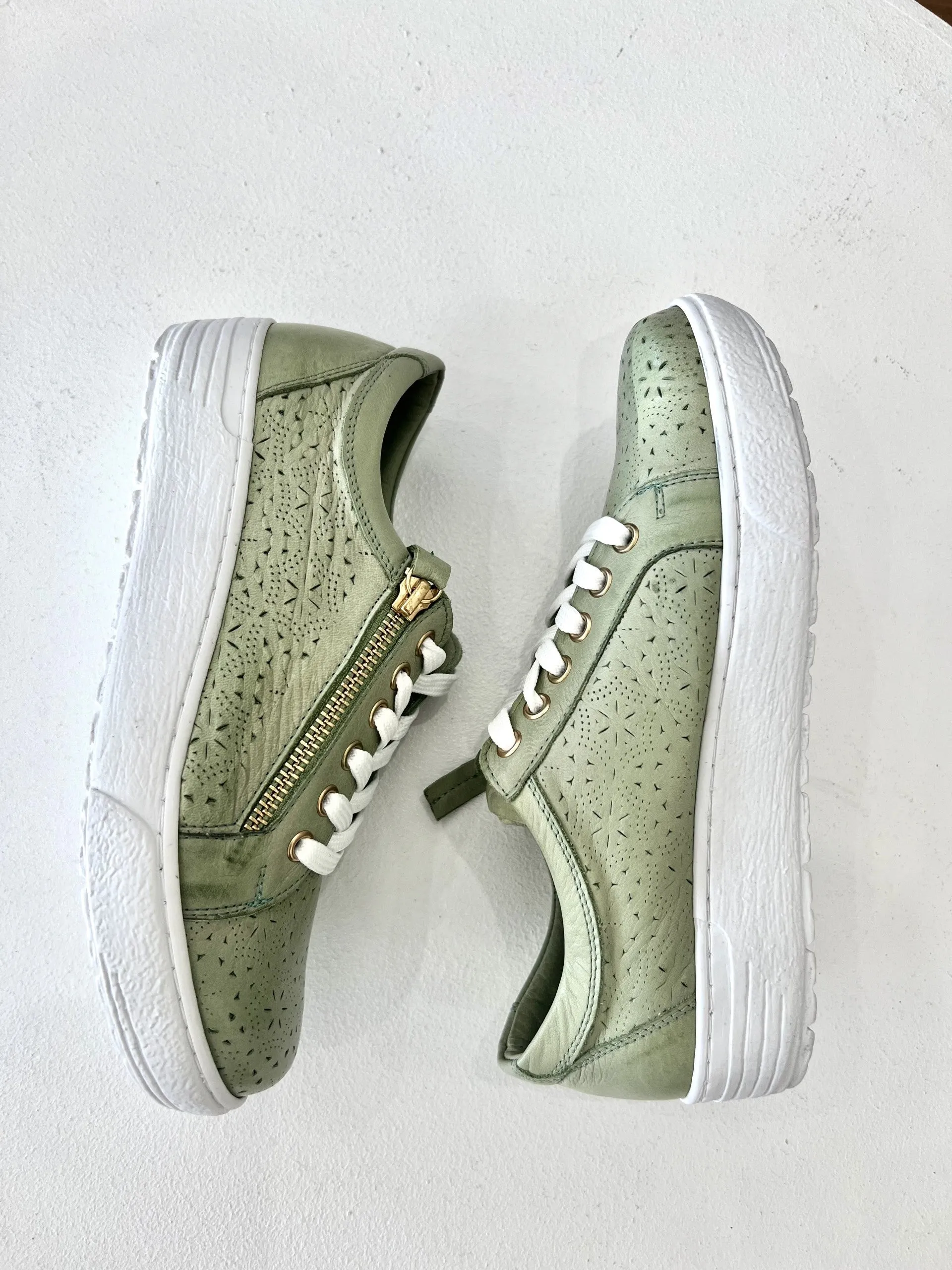 KODA TURKISH LEATHER LACE UP || PISTACHIO