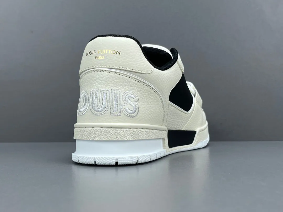 LOUIS VUITTON LV TRAINER SNEAKER