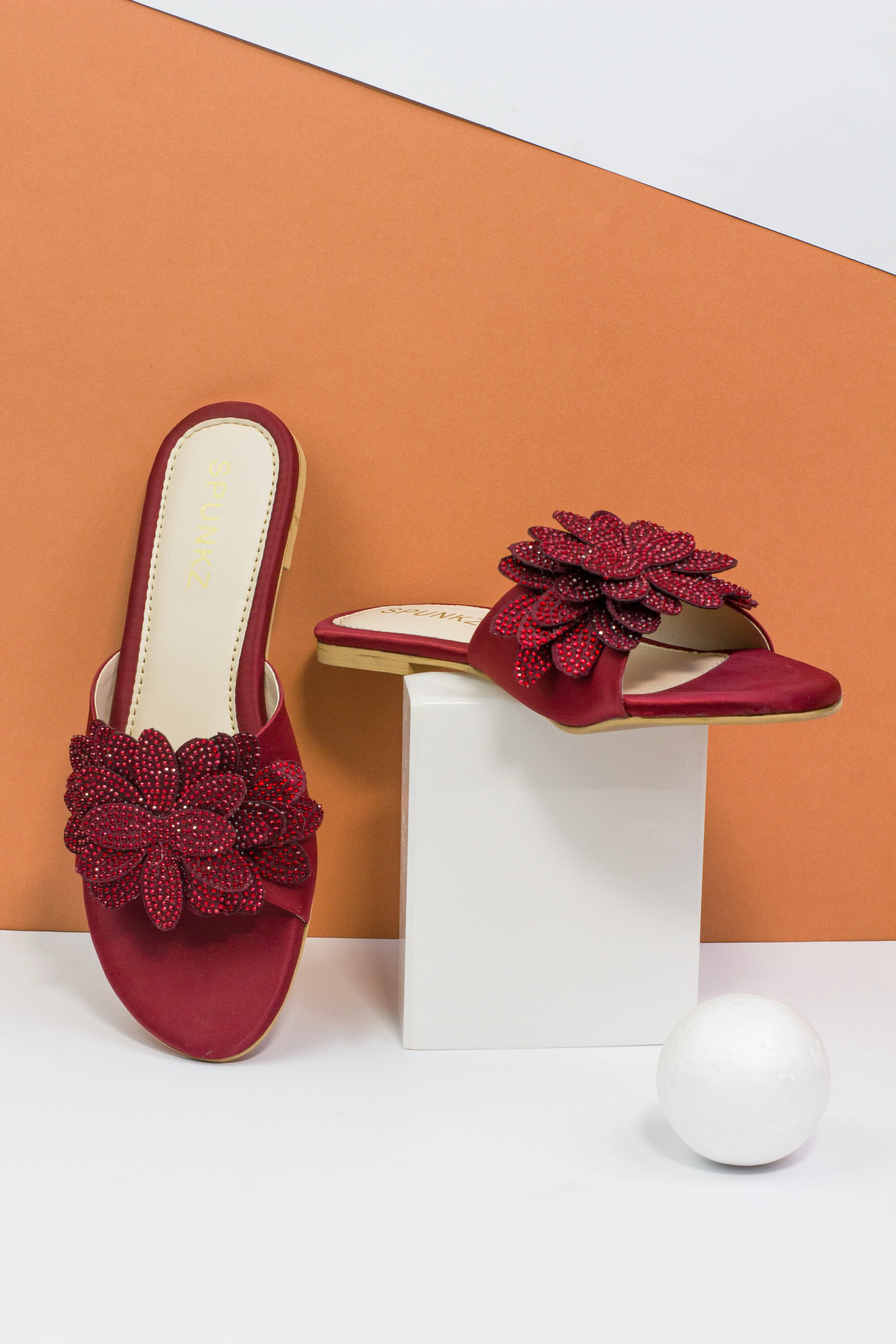 Melena Shiny Diamante Maroon Flower Rhinestone Decor Slides-11030