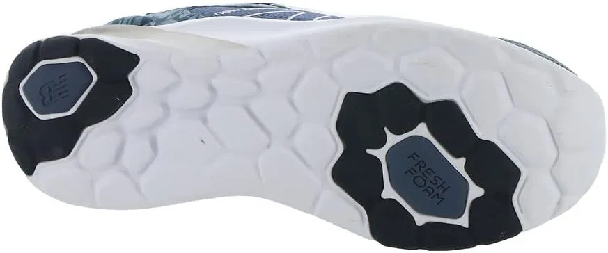 New Balance Men's Fresh Foam ROAV V2 Sneaker