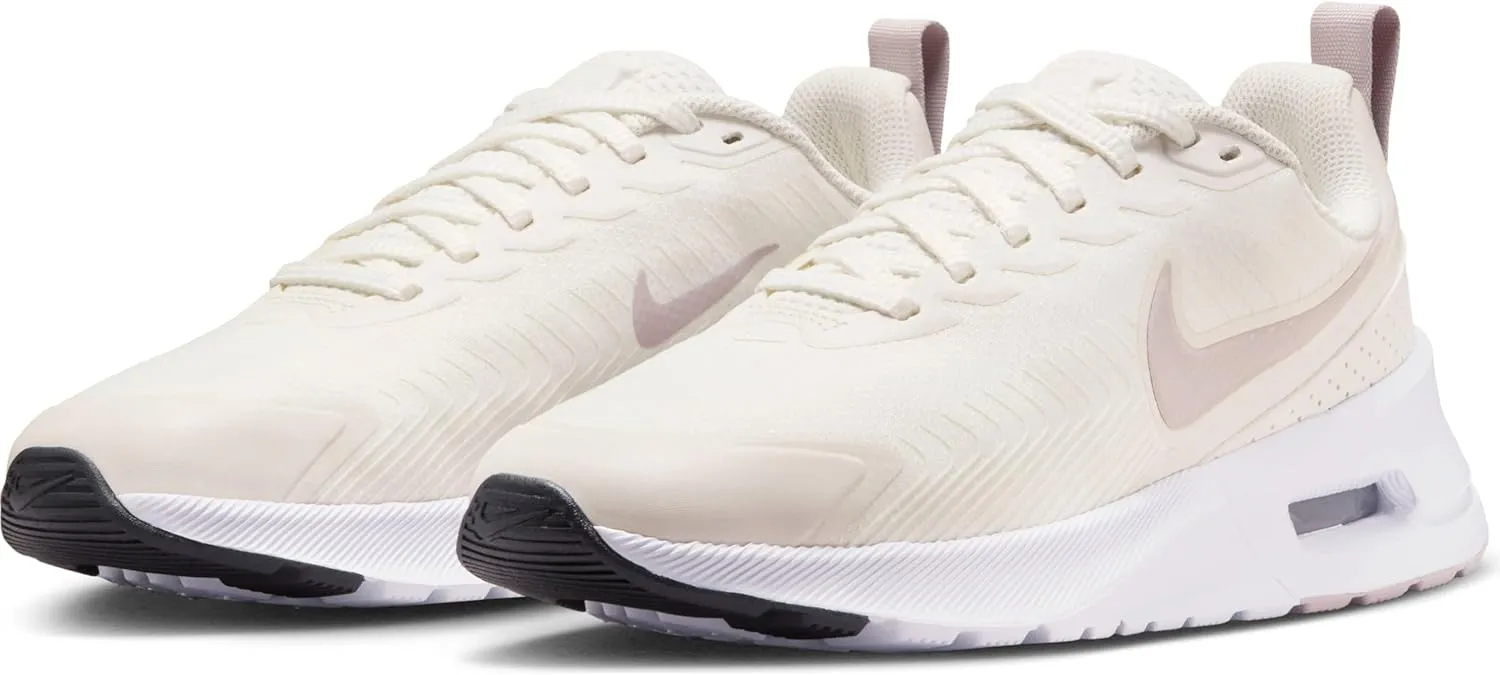 Nike Women's Sportswear Sneaker