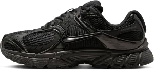 Nike Women's V5 Runner Sneaker