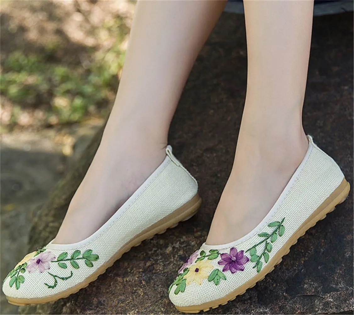 SATUKI Handmade Embroidered Shoes for Women, Slip-On Casual Loafer Flat Floral Slippers