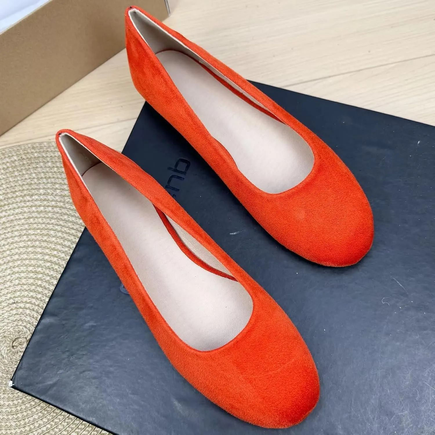 Stunner Women Cute Slip-On Ballet Shoes Soft Solid Classic Pointed Toe Flats