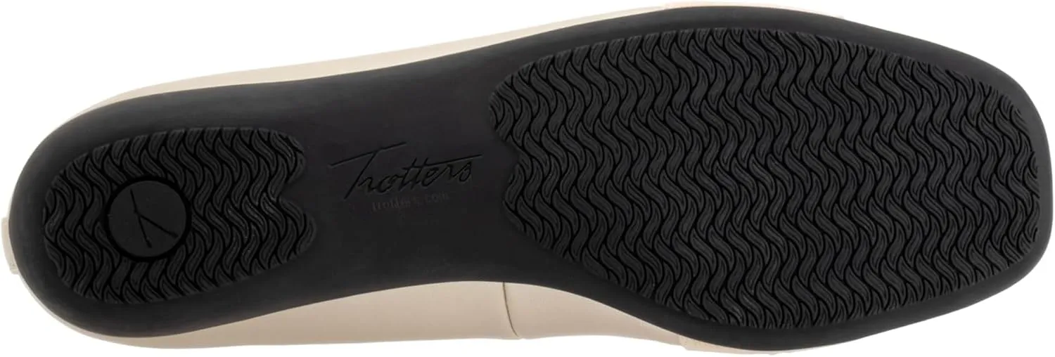 Trotters Women's Sarina Flat