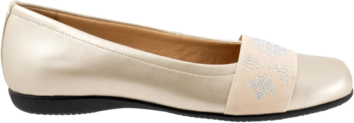 Trotters Women's Sarina Flat