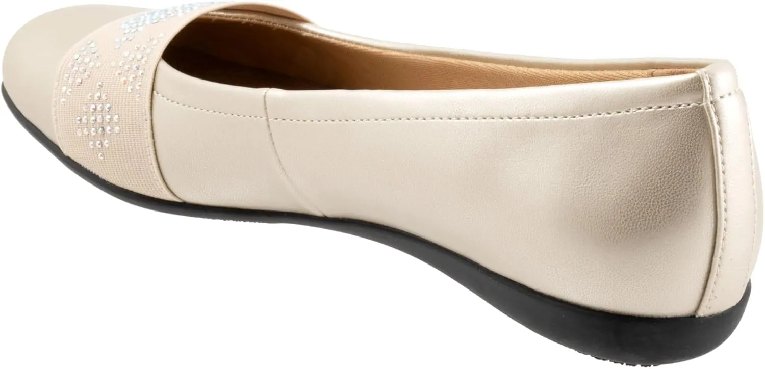 Trotters Women's Sarina Flat