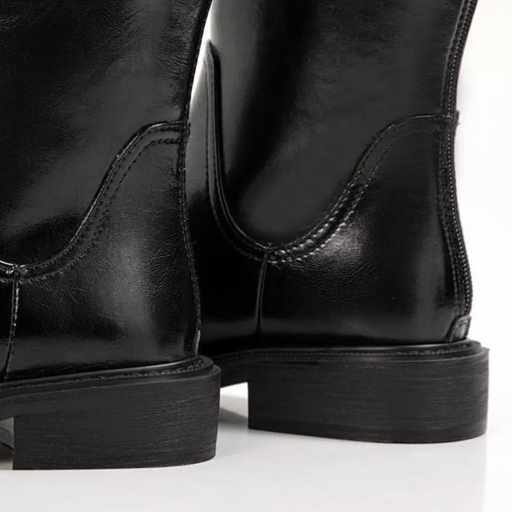 Two Color Trend Comfortable Flat Boots