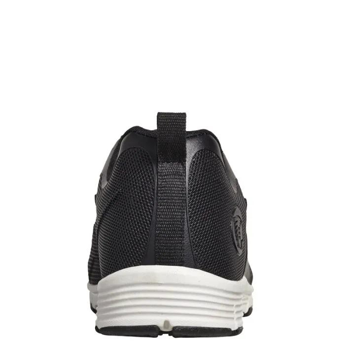 VAULT Black Lightweight Sports Trainer