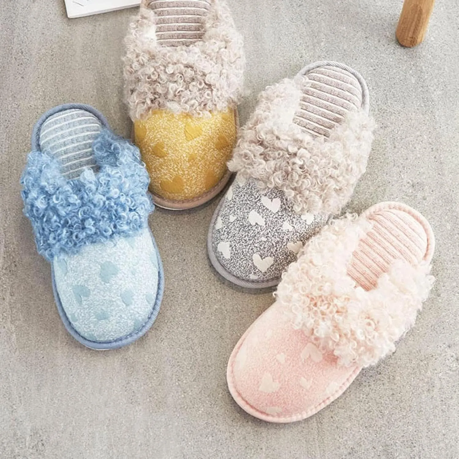 Women's Bedroom Slippers Love Pattern Plush Upper Women's Slippers Home Shoes Stripe Lined Flat Shoes Cute and Comfortable